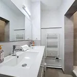 Neuf, 4 ,spacieux Tv-wifi Apartamento Clermont-Ferrand